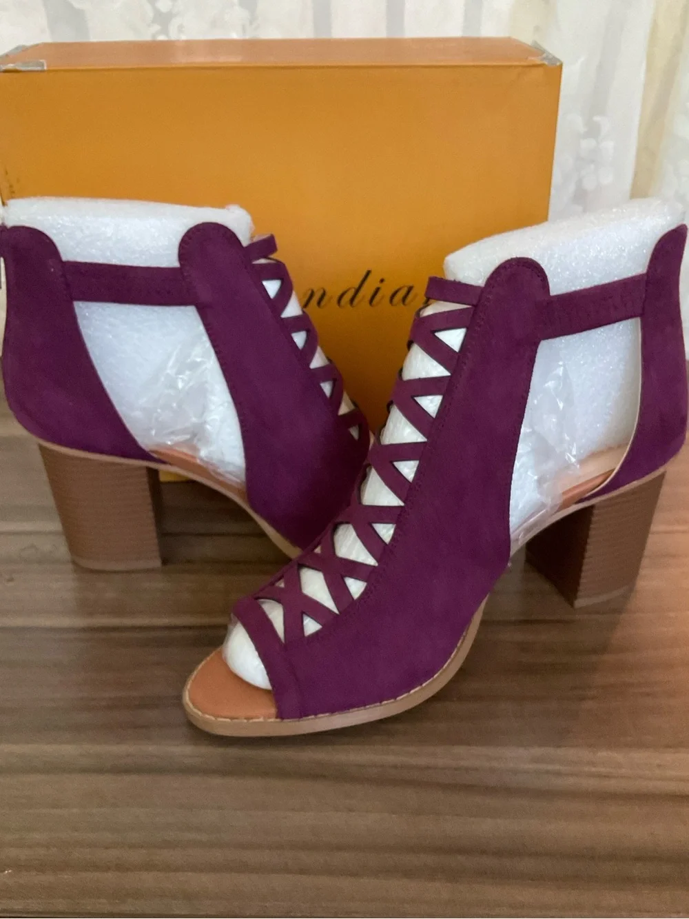 Liyuandian Purple Faux Suede Open Toe Block Heel Sandals Lace Up Cut, size 10